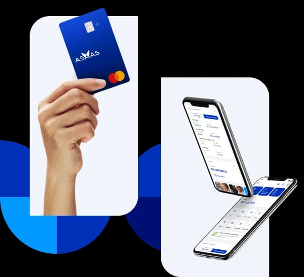 Colagem mostrando alguns produtos do Asaas. À esquerda, uma mão segura o Cartão Asaas, confeccionado em azul com o logo da empresa. À direita, estão dois celulares mostrando as telas internas do aplicativo do Asaas.